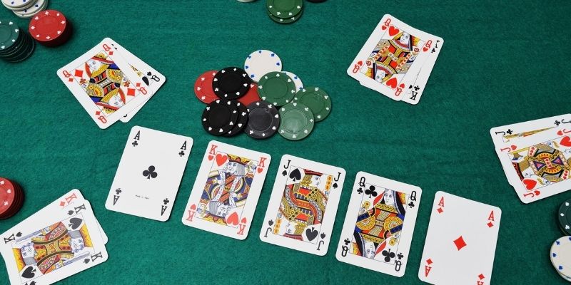 Poker luôn là game bài đứng đầu trong danh sách được yêu thích